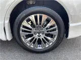 2025 Toyota Harrier Hybrid Z Leather Package ★ Modellista Aero ★ One Owner Pearl SUV for sale, Japanese used car export - photo 75 of 80 | GULJI TRADERS