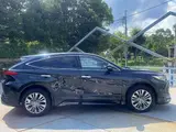 2025 Toyota Harrier Hybrid Z Hybrid Pearl SUV for sale, Japanese used car export - photo 4 of 34 | GULJI TRADERS