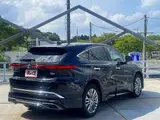 2025 Toyota Harrier Hybrid Z Hybrid Pearl SUV for sale, Japanese used car export - photo 5 of 34 | GULJI TRADERS