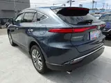 2025 Toyota Harrier Hybrid 2.5 Hybrid Z Gray SUV for sale, Japanese used car export - photo 9 of 47 | GULJI TRADERS