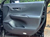 2025 Toyota Harrier Hybrid Z SUV for sale, Japanese used car export - photo 27 of 30 | GULJI TRADERS