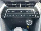2025 Toyota Harrier Hybrid Z Leather Package White SUV for sale, Japanese used car export - photo 15 of 24 | GULJI TRADERS