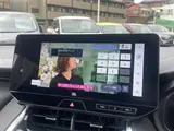 2025 Toyota Harrier Hybrid Z Leather Package White SUV for sale, Japanese used car export - photo 12 of 24 | GULJI TRADERS