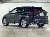 2025 Toyota Harrier Hybrid Z Leather Package Black SUV for sale, Japanese used car export - photo 2 of 24 | GULJI TRADERS