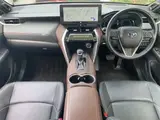 2025 Toyota Harrier Hybrid Z Leather Package Black SUV for sale, Japanese used car export - photo 3 of 24 | GULJI TRADERS