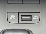 2025 Toyota Harrier Hybrid Z 4WD SUV for sale, Japanese used car export - photo 17 of 23 | GULJI TRADERS