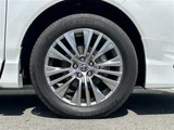 2025 Toyota Harrier Hybrid Z SUV for sale, Japanese used car export - photo 23 of 24 | GULJI TRADERS