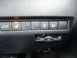 2025 Toyota Harrier Hybrid 2.5 Z Leather Pearl SUV for sale, Japanese used car export - photo 19 of 30 | GULJI TRADERS