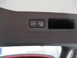 2025 Toyota Harrier Hybrid 2.5 Z Leather Pearl SUV for sale, Japanese used car export - photo 27 of 30 | GULJI TRADERS