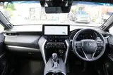 2025 Toyota Harrier Hybrid Z Leather Package Night Shade Black SUV for sale, Japanese used car export - photo 18 of 30 | GULJI TRADERS