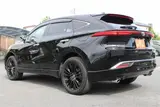 2025 Toyota Harrier Hybrid Z Leather Package Night Shade Black SUV for sale, Japanese used car export - photo 23 of 30 | GULJI TRADERS