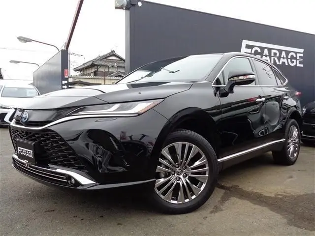 2025 Toyota Harrier Hybrid 2.5 Z Black SUV for sale, Japanese used car export - photo 1 of 30 | GULJI TRADERS