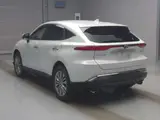 2025 Toyota Harrier Hybrid Z Leather Package Pearl SUV for sale, Japanese used car export - photo 4 of 14 | GULJI TRADERS