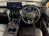 2025 Toyota Harrier Hybrid Z Leather Package Pearl SUV for sale, Japanese used car export - photo 6 of 14 | GULJI TRADERS