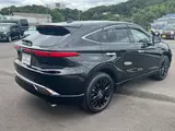 2026 Toyota Harrier Hybrid Z Leather Package Black SUV for sale, Japanese used car export - photo 2 of 10 | GULJI TRADERS