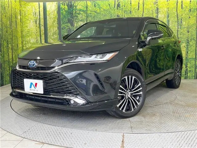 2023 Toyota Harrier Phev Z - photo 1 2023 Toyota Harrier Phev Z Black SUV for sale, Japanese used car export - photo 1 of 30 | GULJI TRADERS