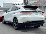 2023 Toyota Harrier Phev Z 4WD White SUV for sale, Japanese used car export - photo 6 of 24 | GULJI TRADERS