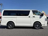 2026 Toyota Hiace 2.8 DX Long Diesel Turbo Van for sale, Japanese used car export - photo 4 of 59 | GULJI TRADERS