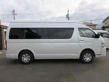 2026 Toyota Hiace 2.7 GL 4WD Van for sale, Japanese used car export - photo 4 of 32 | GULJI TRADERS