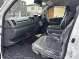 2026 Toyota Hiace GL Pearl Van for sale, Japanese used car export - photo 4 of 17 | GULJI TRADERS