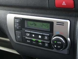 2026 Toyota Hiace 2.7 GL Long 4WD Van for sale, Japanese used car export - photo 14 of 19 | GULJI TRADERS