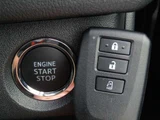 2026 Toyota Hiace 2.7 4WD Van for sale, Japanese used car export - photo 6 of 17 | GULJI TRADERS
