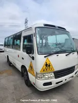 2018 Toyota Hiace Wagon Pearl Van for sale, Japanese used car export - photo 13 of 26 | GULJI TRADERS