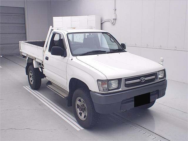 2003 Toyota Hilux 4WD - photo 1 2003 Toyota Hilux 4WD Truck for sale, Japanese used car export - photo 1 of 10 | GULJI TRADERS