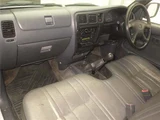 2003 Toyota Hilux 4WD Truck for sale, Japanese used car export - photo 4 of 10 | GULJI TRADERS