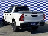 2020 Toyota Hilux 2.4 Z Truck for sale, Japanese used car export - photo 5 of 30 | GULJI TRADERS
