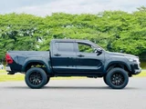 2020 Toyota Hilux 2.4 Z Diesel Turbo 4W Truck for sale, Japanese used car export - photo 6 of 9 | GULJI TRADERS