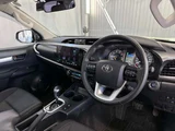 2021 Toyota Hilux 2.4 Z Diesel Turbo 4WD Truck for sale, Japanese used car export - photo 44 of 78 | GULJI TRADERS