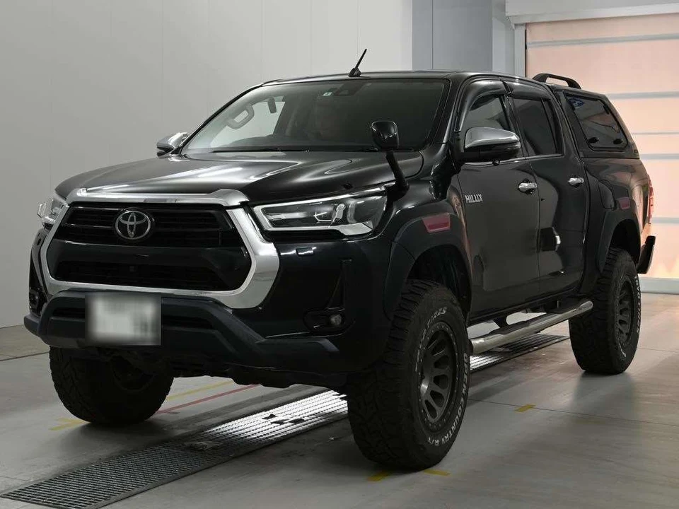 2021 Toyota Hilux Z 4WD - photo 1 2021 Toyota Hilux Z 4WD Truck for sale, Japanese used car export - photo 1 of 12 | GULJI TRADERS