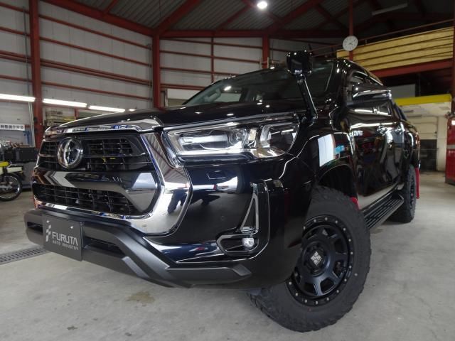 2021 Toyota Hilux Z - photo 1 2021 Toyota Hilux Z Truck for sale, Japanese used car export - photo 1 of 9 | GULJI TRADERS
