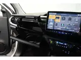 2022 Toyota Hilux Z Diesel Turbo 4WD White Truck for sale, Japanese used car export - photo 37 of 69 | GULJI TRADERS