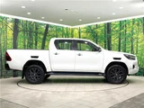 2022 Toyota Hilux Z GR Sport Truck for sale, Japanese used car export - photo 26 of 30 | GULJI TRADERS