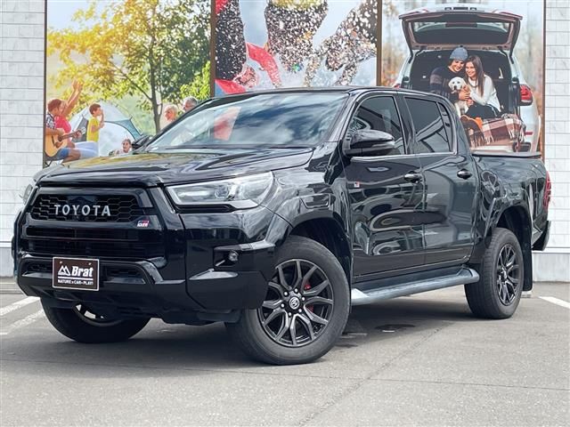 2022 Toyota Hilux Z GR Sport 4WD - photo 1 2022 Toyota Hilux Z GR Sport 4WD Truck for sale, Japanese used car export - photo 1 of 24 | GULJI TRADERS