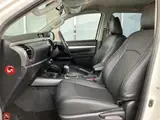 2022 Toyota Hilux 4WD_Z White Truck for sale, Japanese used car export - photo 6 of 9 | GULJI TRADERS