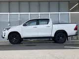 2022 Toyota Hilux 4WD_Z White Truck for sale, Japanese used car export - photo 2 of 9 | GULJI TRADERS