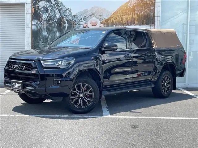 2023 Toyota Hilux Z GR Sport 4WD - photo 1 2023 Toyota Hilux Z GR Sport 4WD Black Truck for sale, Japanese used car export - photo 1 of 24 | GULJI TRADERS