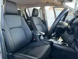 2023 Toyota Hilux 2.4 Z Diesel 4WD Gunmetal Truck for sale, Japanese used car export - photo 36 of 50 | GULJI TRADERS