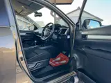 2023 Toyota Hilux 2.4 Z Diesel 4WD Gunmetal Truck for sale, Japanese used car export - photo 45 of 50 | GULJI TRADERS