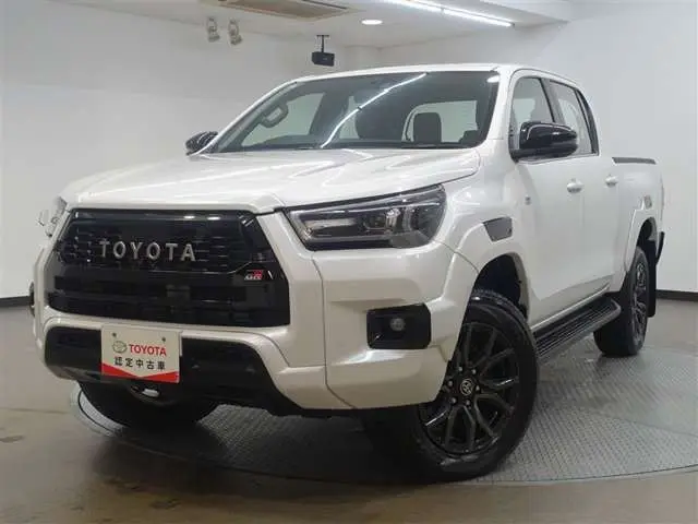 2024 Toyota Hilux 4-door 2.4Z GR Sport Diesel Turbo 4WD - photo 1 2024 Toyota Hilux 4-door 2.4Z GR Sport Diesel Turbo 4WD Pearl Truck for sale, Japanese used car export - photo 1 of 33 | GULJI TRADERS