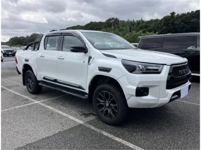 2024 Toyota Hilux ZGR Sport ★ 4WD ★ Cold Weather Specification ★ Panoramic View Monitor Pearl Truck for sale, Japanese used car export - photo 1 of 10 | GULJI TRADERS