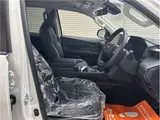 2026 Toyota Hilux Z Pearl Truck for sale, Japanese used car export - photo 13 of 33 | GULJI TRADERS