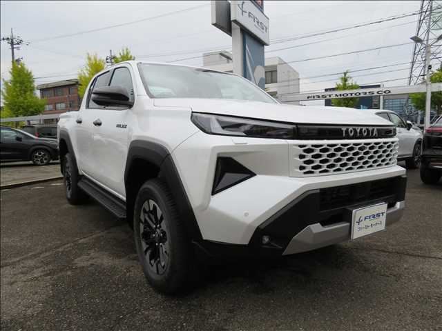 2026 Toyota Hilux Z 4WD - photo 1 2026 Toyota Hilux Z 4WD Truck for sale, Japanese used car export - photo 1 of 14 | GULJI TRADERS