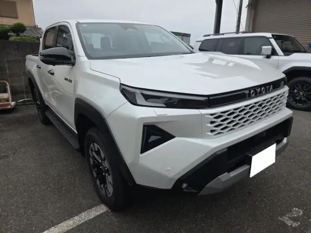 2026 Toyota Hilux Z Pearl Truck for sale, Japanese used car export | GULJI TRADERS