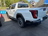 2026 Toyota Hilux 4WD Z Pearl Truck for sale, Japanese used car export - photo 5 of 14 | GULJI TRADERS