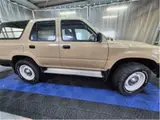 1990 Toyota Hilux Surf 4WD Brown Painted Truck for sale, Japanese used car export - photo 3 of 17 | GULJI TRADERS