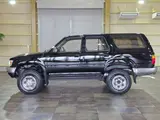 1990 Toyota Hilux Surf 2.0 SSR Limited 4WD Black Truck for sale, Japanese used car export - photo 8 of 72 | GULJI TRADERS